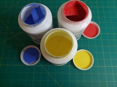 1997 Crayola Powder Paint Red Blue Yellow Pre-Owned Benny & Smith