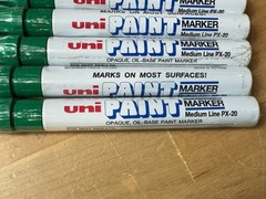 12 QTY – Uni-Paint PX-20 Oil-Based Paint Marker GREEN Medium Line LOT