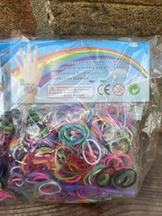 Colourful MIxed Loom Bands with Clips – 12 X 300 Multipack – New Sealed