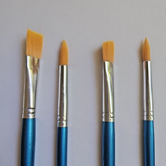 Nylon Hair Paint Brush Set with Carry Case – 12-pc Long Blue Handle