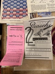 Vintage Airbrush LOT ! Paasche Vl Airbrush Lots Of Paint & More