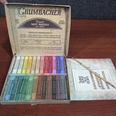 NOS Vintage Grumbacher 24 Soft Pastel Set No. 00/2 UNUSED New Old Stock Artists