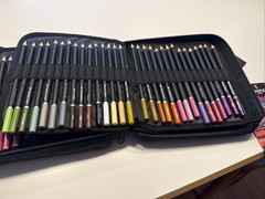 Castle Arts 120 Colored Multicolor Pencil Set with Black Zippered Case, New!