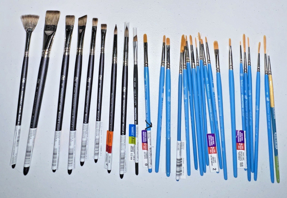 Artists Acrylic Mixed Media Paint Brushes Short Handle Brush – Lot of 28