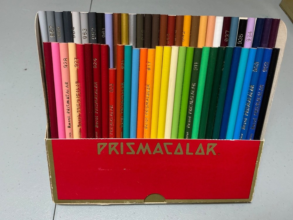 VINTAGE Canada Prismacolor BEROL (no logo) – Set no 960 – 60 pencils – COMPLETE