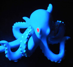 Invisible Transparent UV Paint Blacklight UV Reactive Intense Glow!!