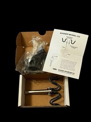 Badger Air-Brush Co. Model 125 Air Brush Holder~ HoldS 2 Airbrushes NOS Unused