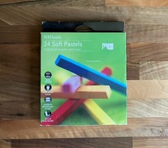 WHSmith Soft Pastels 24 Assorted Colour Set New