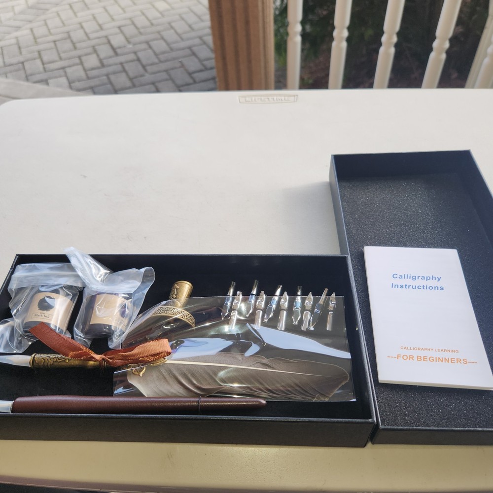 Calligraphy Set For Beginners, 2 Calligraphy Pens, 2 Ink Bottle, 10 Tips Manual