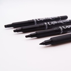 4 MANUSCRIPT CALLI CREATIVE BLACK ITALIC CALLIGRAPHY MARKER PENS ASSORTED NIBS