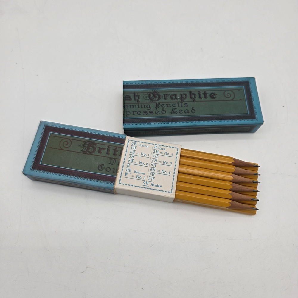 12 British Graphite Drawing Pencils H KOH-I-NOOR