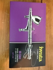 Iwata Hi-Line Total Control HP-CH Airbrush AND Sparmax Air Compressor -READ DES.