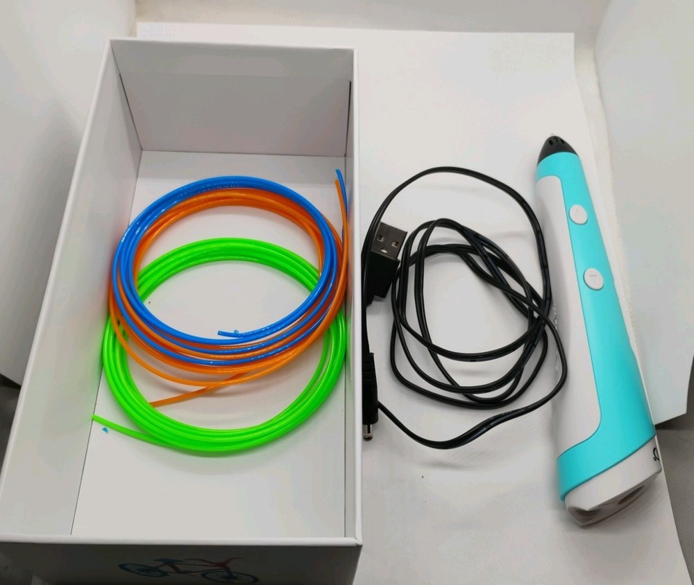 SCRIB3D P1 3D Printing Pen Lightly Used Excellent Condition with Acces. Manual