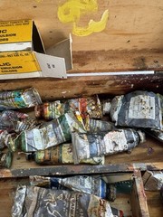 Lot of Vintage Shiva Soft Oil Paints with Dove Tail Hinged Wood Box & Brushes