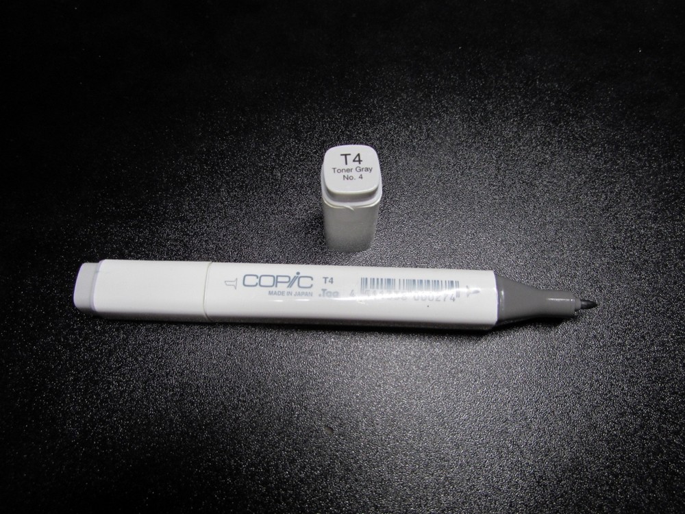 Copic classic marker Toner Gray No. 4 T4 (square body)