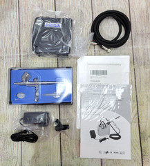Master Gravity Feed Airbrush Kit with Mini Air Compressor VC16-B22