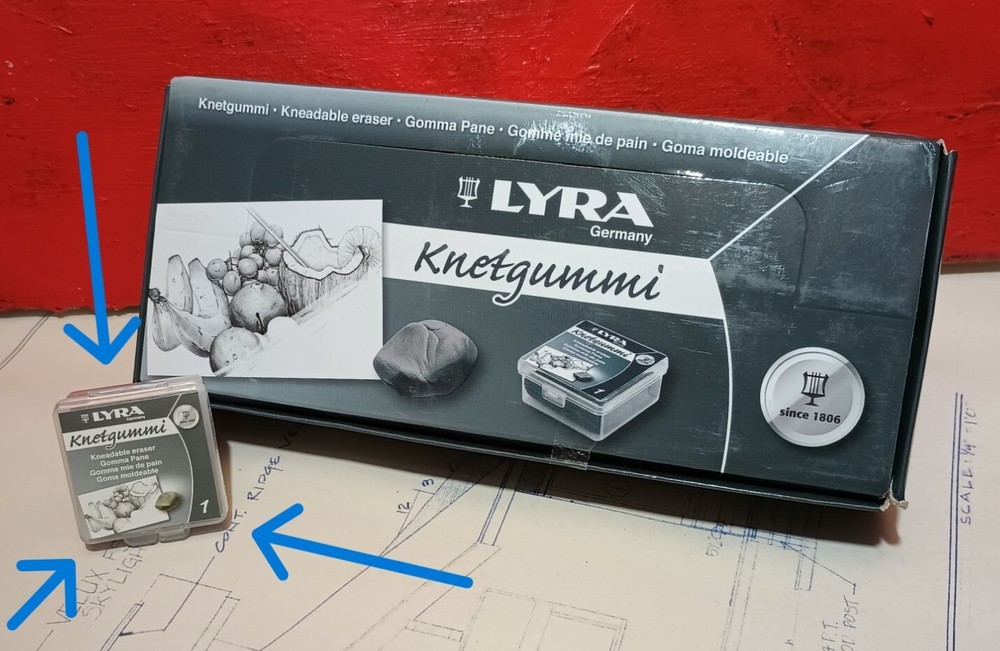 One (1) LYRA KNETGUMMI Superior KNEADING ERASER Professional High-Quality w/Case