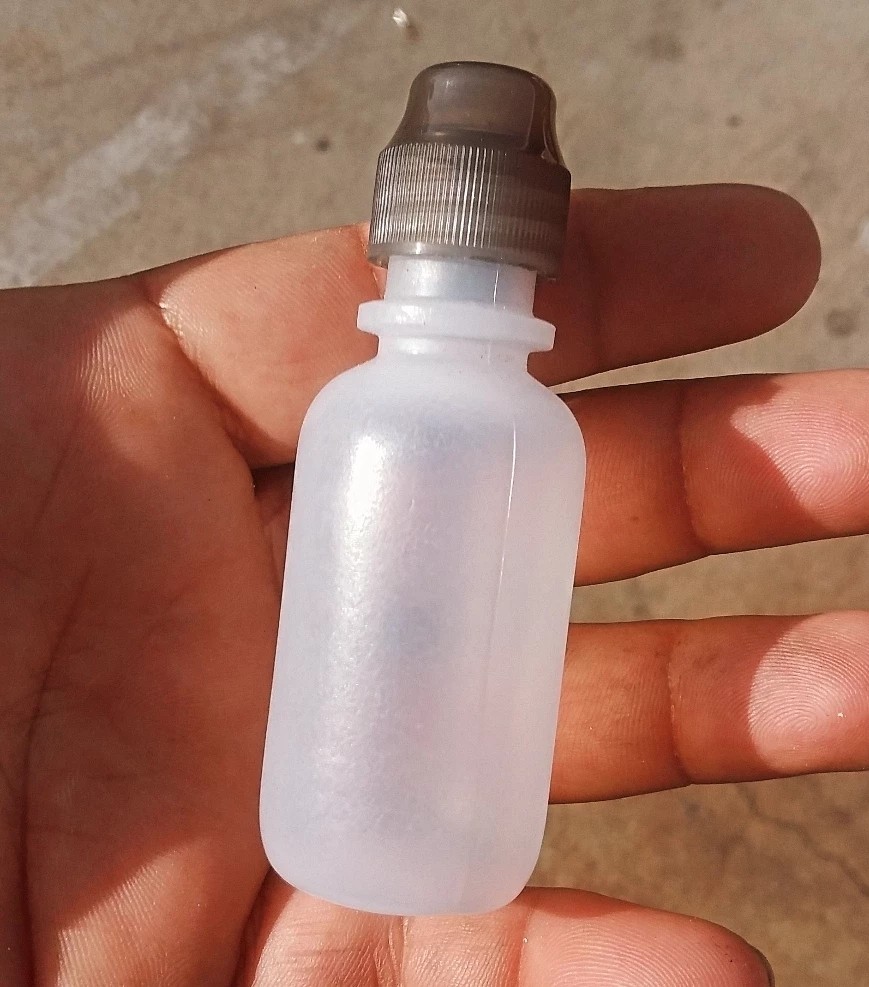 Empty 1 ounce Mini squeeze marker, 3 pack.
