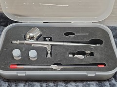 Master Airbrush Model G233 Multi-Purpose Dual-Action Gravity Feed Airbrush Set
