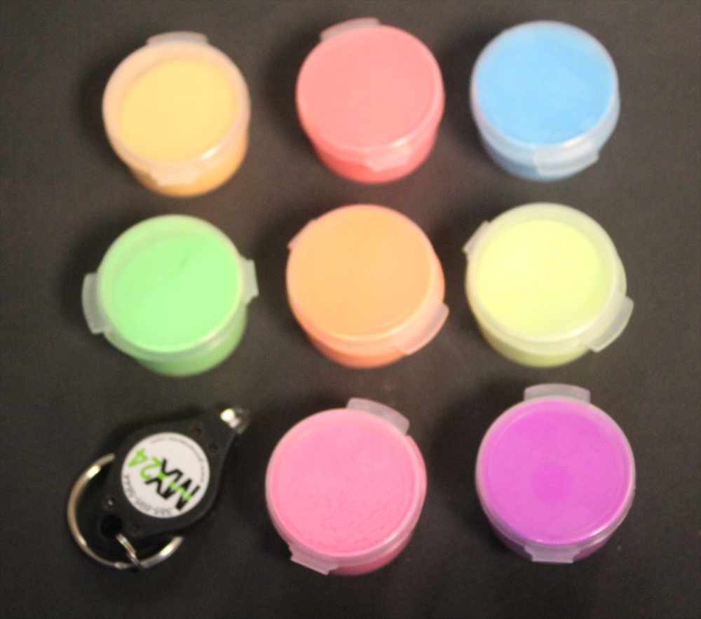 DAY VISIBLE Glow in the Dark PIGMENT POWDERS,1oz packs available in 9 Colors