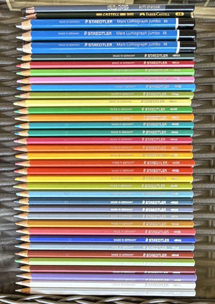 Lot Art Pencils Staedtler Ergosoft Colored Mars Lumograph Jumbo Faber Castell