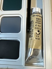 Caran d’Ache Of Switzerland Gouache Studio Classic 8 Colors