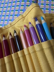 Fabriano Made Italy Set 24 chunky coloured pencils linen roll up Excellent Cond
