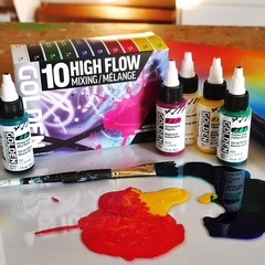 High Flow Acrylics by GOLDEN, High Flow Mixing Set, 10 Colors, Professional A…