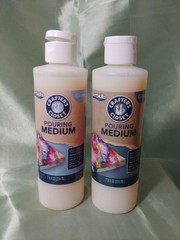 Crafter’s Closet Pouring Medium PL-7601 Lot of 2 Bottles 7.61 fl oz (225 mL)