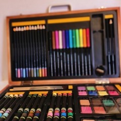 76 Piece Deluxe Art Set Pastels Pencils 76 Pieces w/Wooden Case