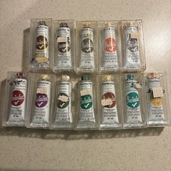 Lot Of 12 Pre-Tested Vintage Grumbacher Oil Paints In Their Case. mixed