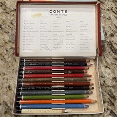 Vintage Lot Of Rembrandt & Conte Soft Pastels & Pencils Made in Holland / France