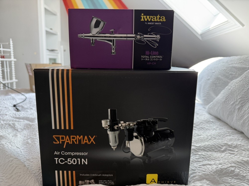 Iwata Hi-Line Total Control HP-CH Airbrush AND Sparmax Air Compressor -READ DES.