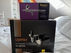 Iwata Hi-Line Total Control HP-CH Airbrush AND Sparmax Air Compressor -READ DES.