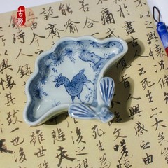 4.4‘’ Ceramic Calligraphy Ink Box Hand-painted Blue and White Studio Pen Lick