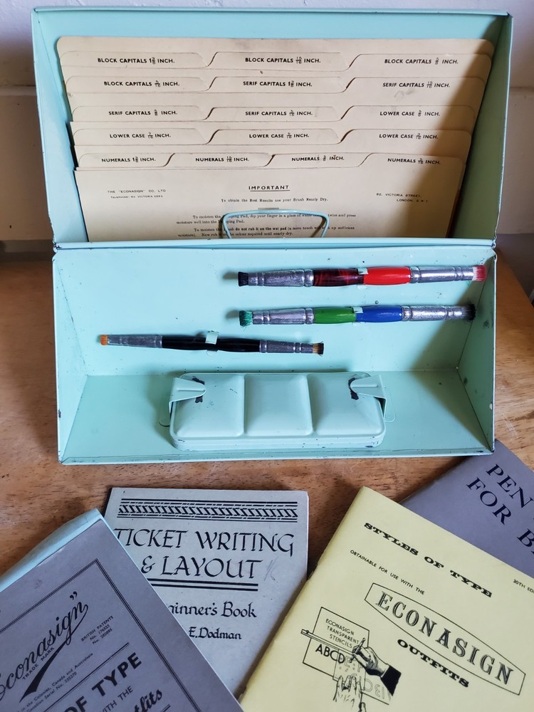 The Econasign Kit England Antique Signmaker Paint Box w Stencils brush and Books