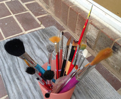 Excellent lot of 33 quality fine detail assorted short watercolor artist brushes