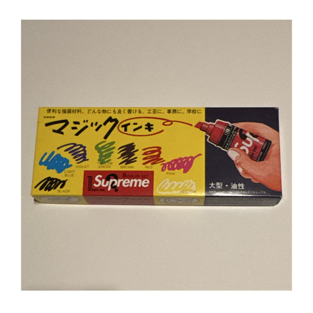 Supreme Large Oil-Based Markers, Multicolor 8-Color Set Made in Japan