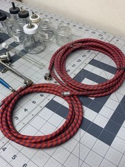 2 VTG Badger Airbrushes, 2 Hoses, Jars, Tips, Needle, Great Condition Fast Ship