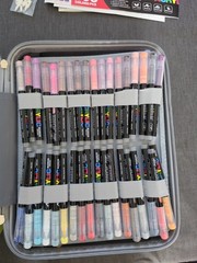 Guangna 408 Acrylic Paint Marker Soft Brush Tip Direct Liquid Ink Control Sealed