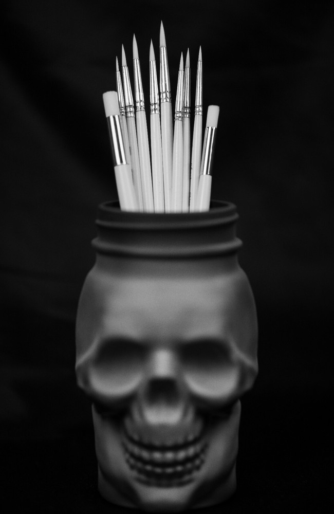 Ghost Miniature Paint Brush Set 8 Detail Paintbrushes & 3 Dry Brushes