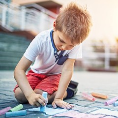 Feela 168 Pack Jumbo Sidewalk Chalk Set for Kids – 14 Colors