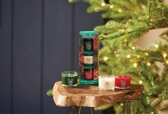 Yankee Candle – Mini – Set of 3 – Christmas Classic Mini, Red, Green