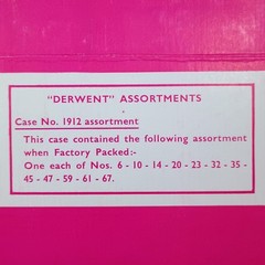 VTG Derwent Colour Pencils Series No. 19 Made in England Original Box 12 Colors