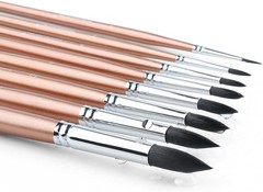 Champagne-Colored Goat Hair Round Brushes – 8 Piece Set for Durable Performance