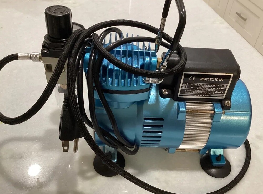 Master TC-320 Airbrush Compressor with Accessories