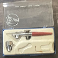 Paasche F#1 Airbrush with case paint cup, and instructions