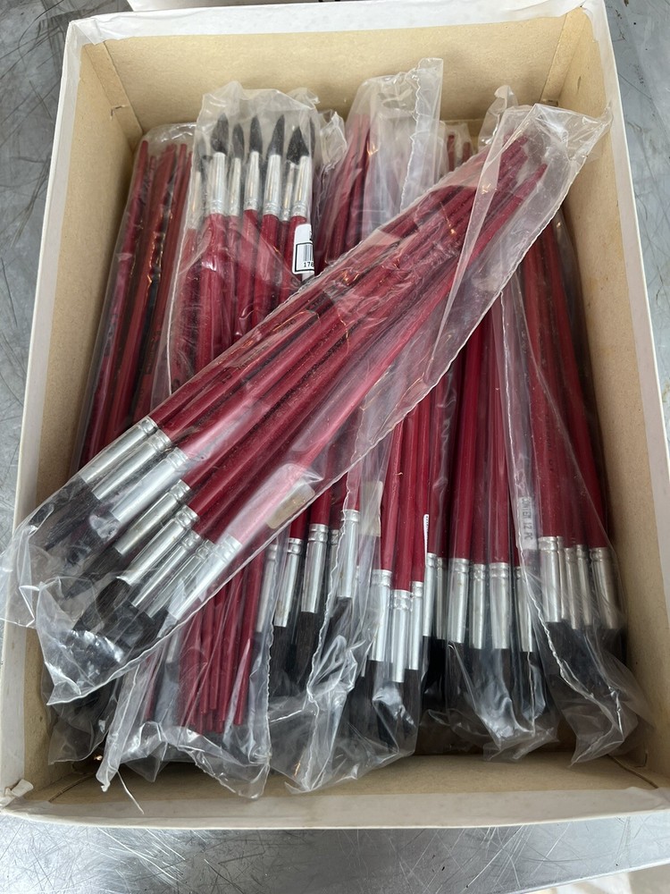 (12) Marsel Tigre Professional Artist Paint Brushes Model 220 Size 10 NEW Dozen