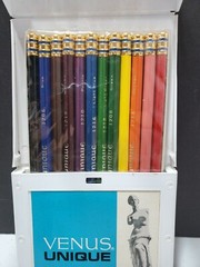 Venus Unique Colored Pencils