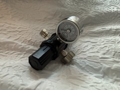 Iwata Hi-Line Total Control HP-CH Airbrush AND Sparmax Air Compressor -READ DES.